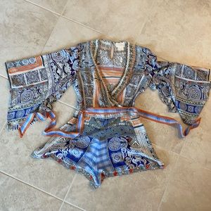 Camilla size Small romper